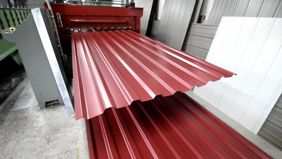 Из профнастила со скидкой